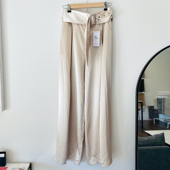 FINDERS KEEPERS AUSTRALIA SONGBIRD PANT IN CHAMPAGNE - SIZE SMALL - Picture 3 of 5